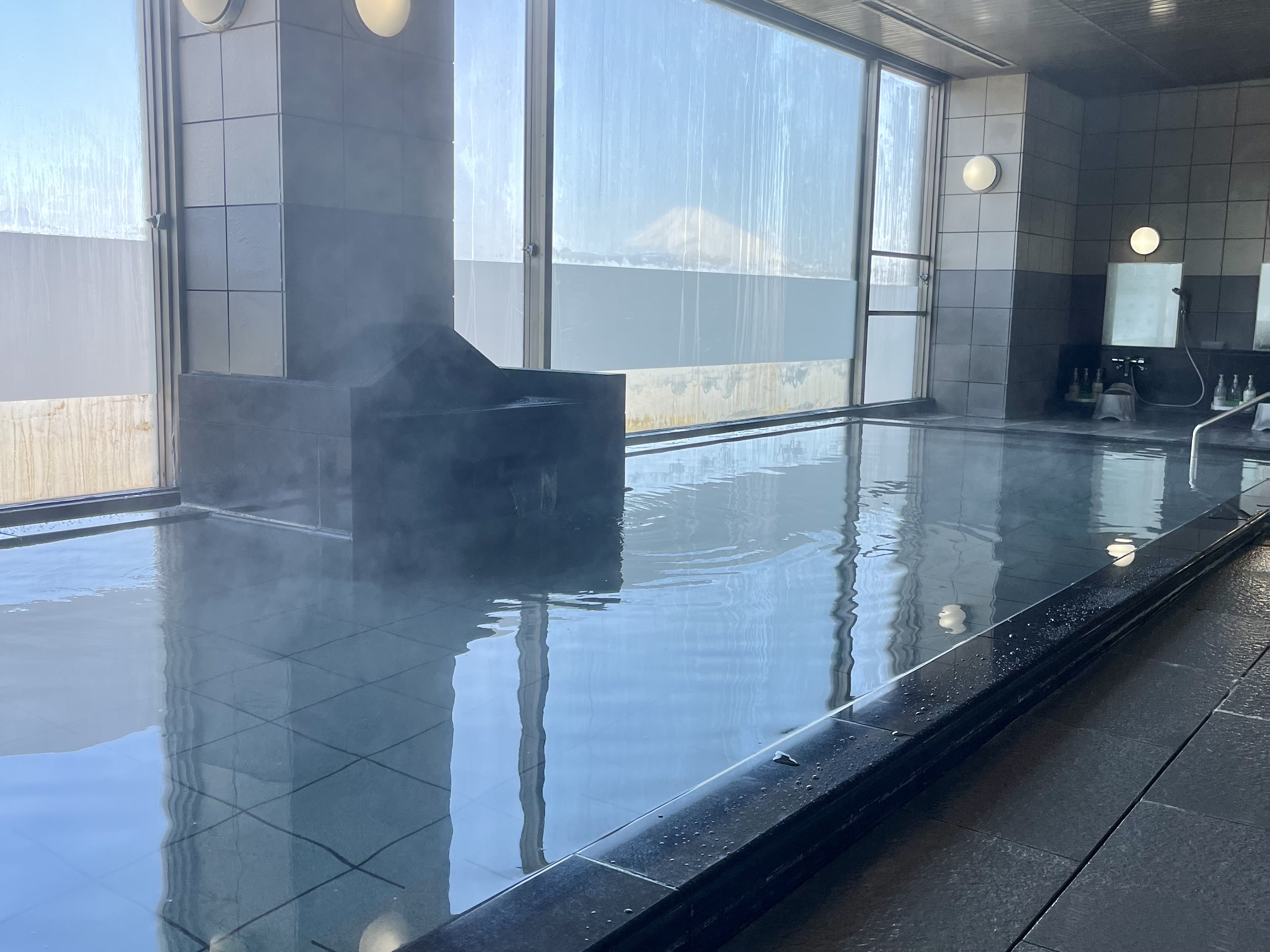 男性浴室